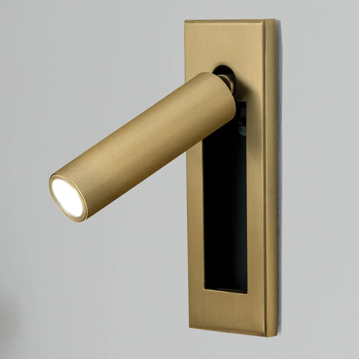 Lights & Brights Modern Rotatable Cylindrical LED Wall Sconce – Aluminum & Acrylic