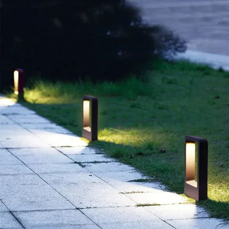 Lights & Brights Modern In-Ground LED Pathway Light – Aluminum