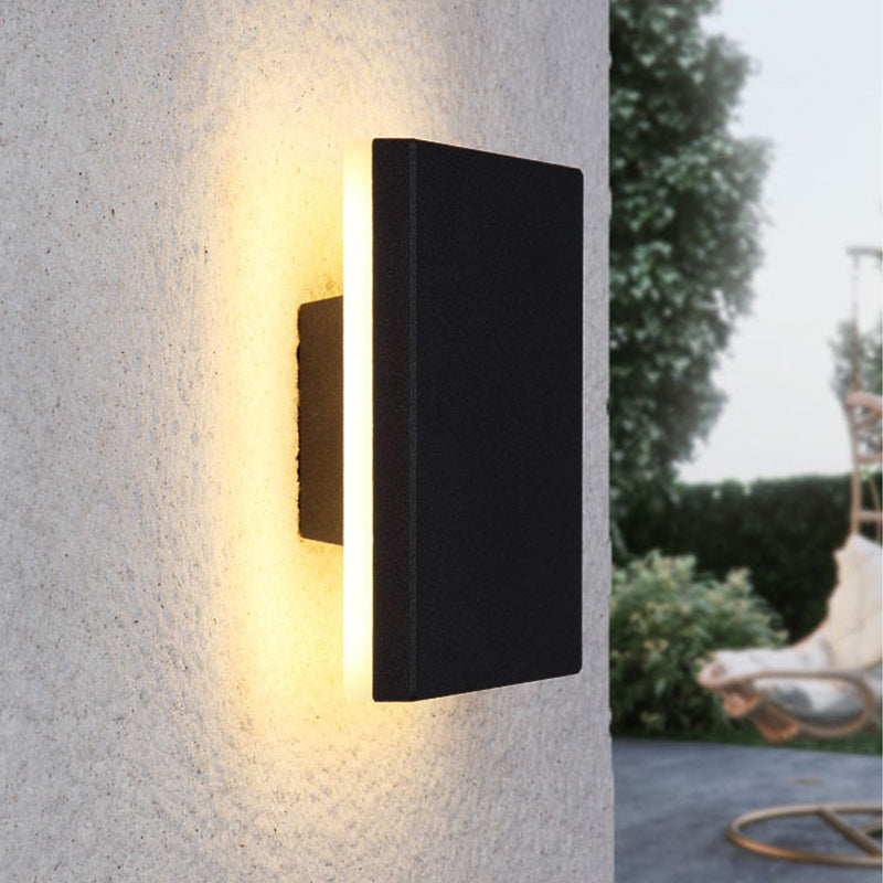 LIGHTS & BRIGHTS | Minimalist Indoor LED Wall Light – Round & Square Design, Black or White