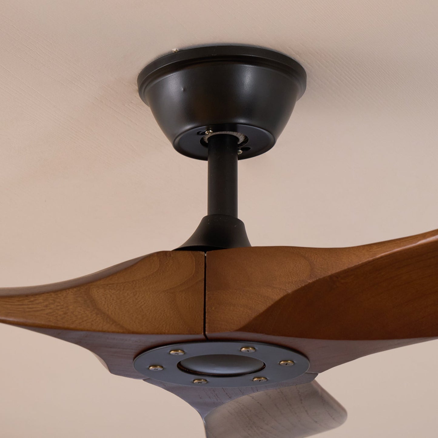Lights & Brights Modern Remote-Controlled Ceiling Fan – Wood Blades & Metal