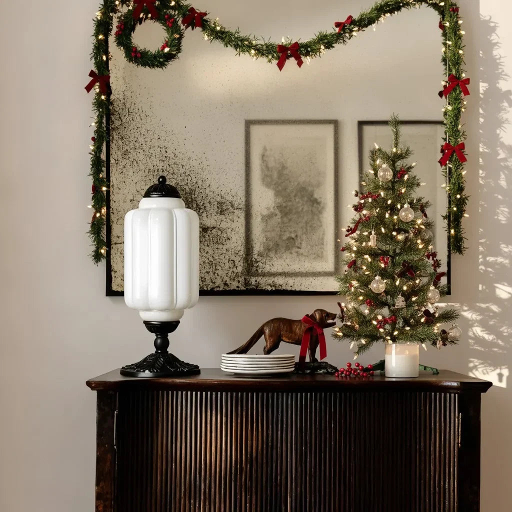 LIGHTS & BRIGHTS | French Retro Bedside Table Lamp