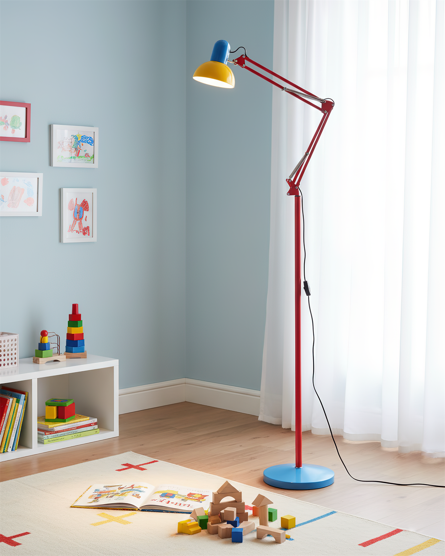 Lights & Brights Modern Adjustable Neck LED Floor Lamp – Metal