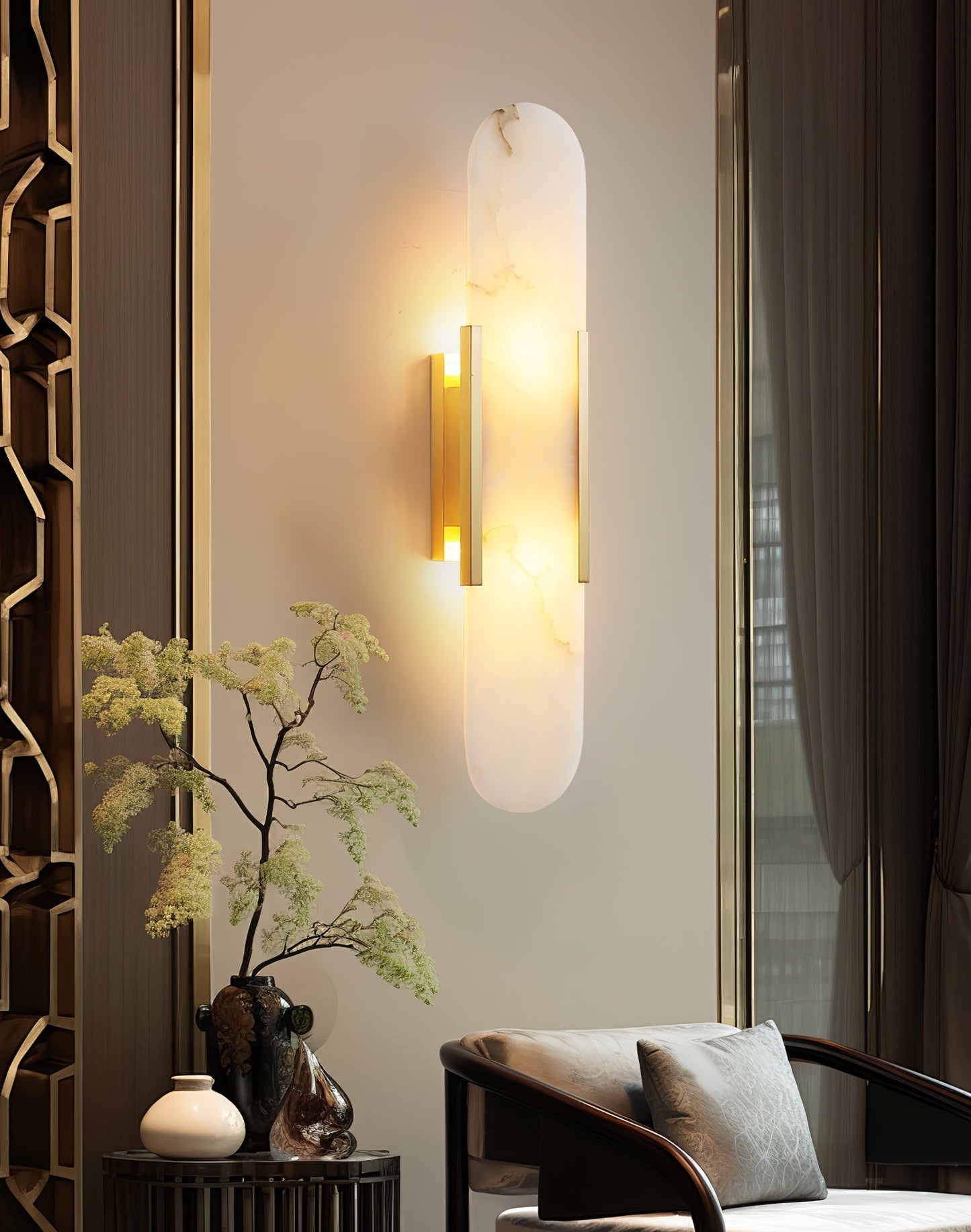 Lights & Brights Vertical Alabaster Stone Wall Sconce – Metal & Stone