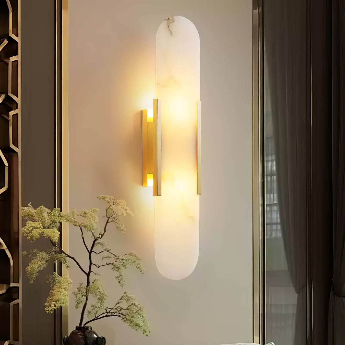 Lights & Brights Vertical Alabaster Stone Wall Sconce – Metal & Stone