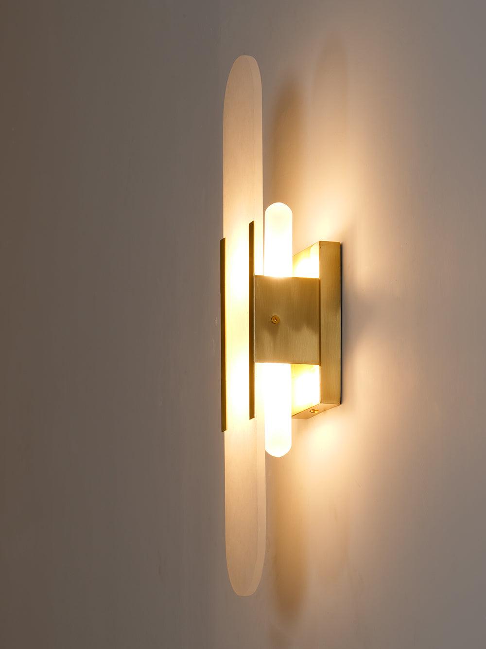 Lights & Brights Vertical Alabaster Stone Wall Sconce – Metal & Stone