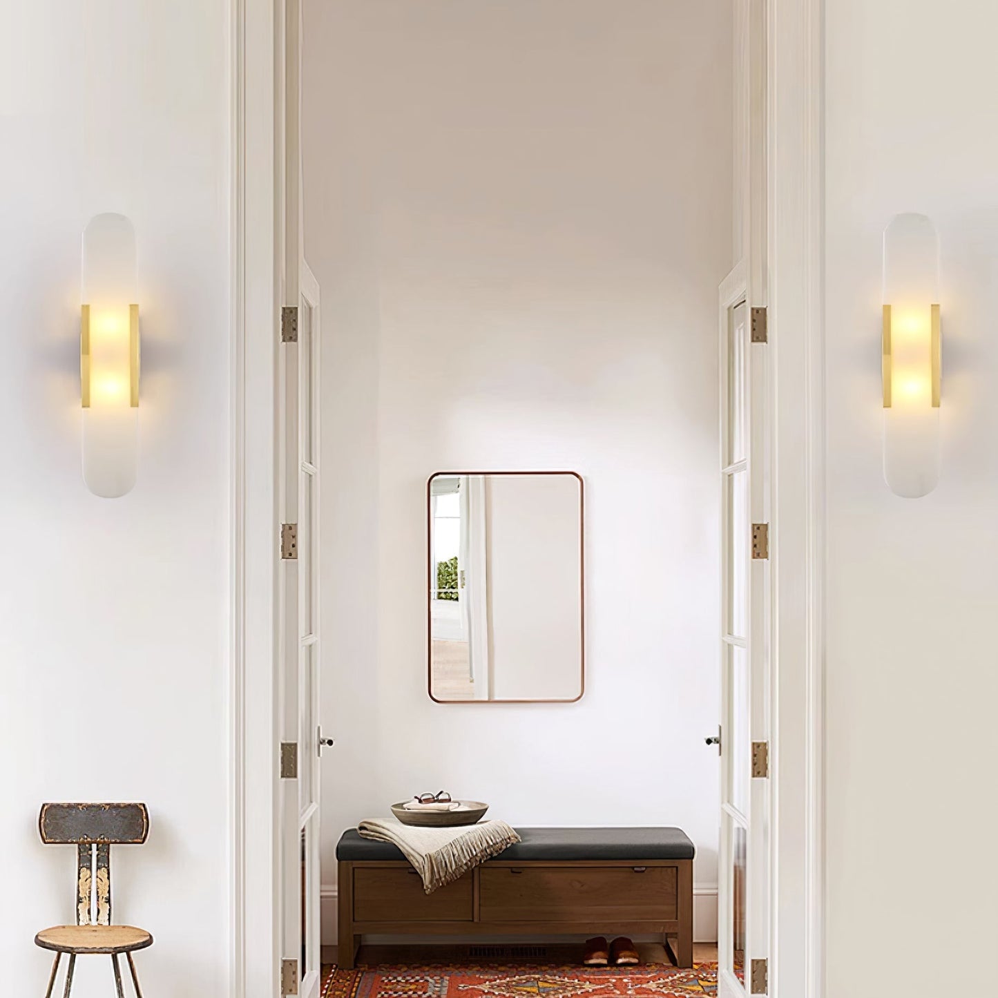 Lights & Brights Vertical Alabaster Stone Wall Sconce – Metal & Stone