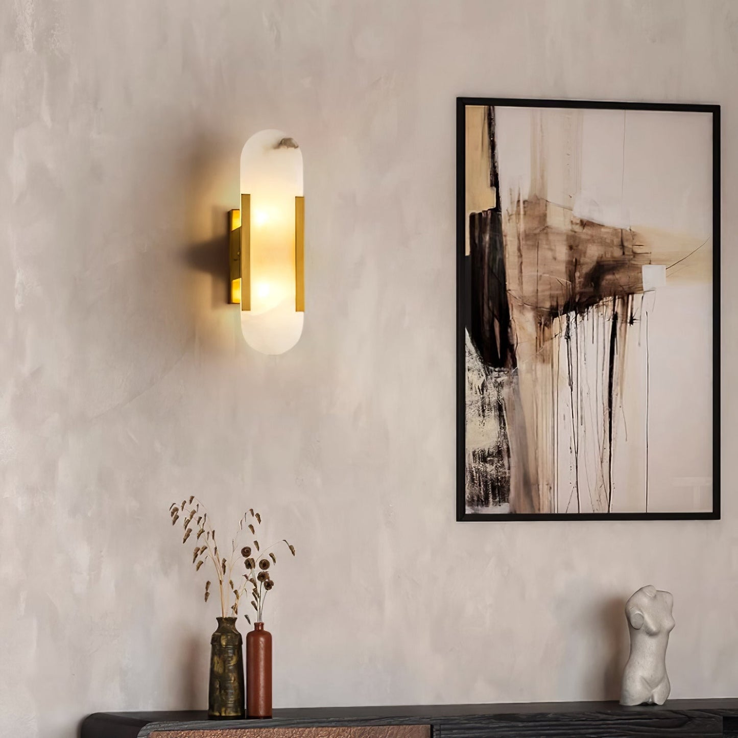 Lights & Brights Vertical Alabaster Stone Wall Sconce – Metal & Stone