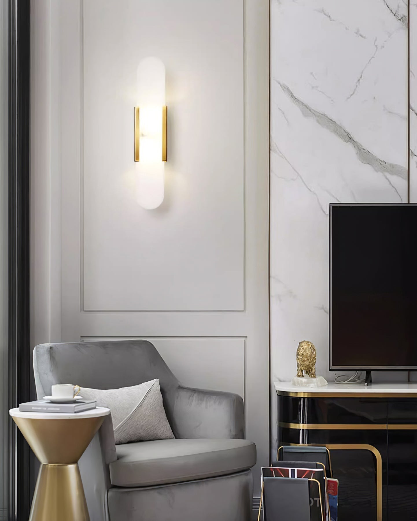 Lights & Brights Vertical Alabaster Stone Wall Sconce – Metal & Stone