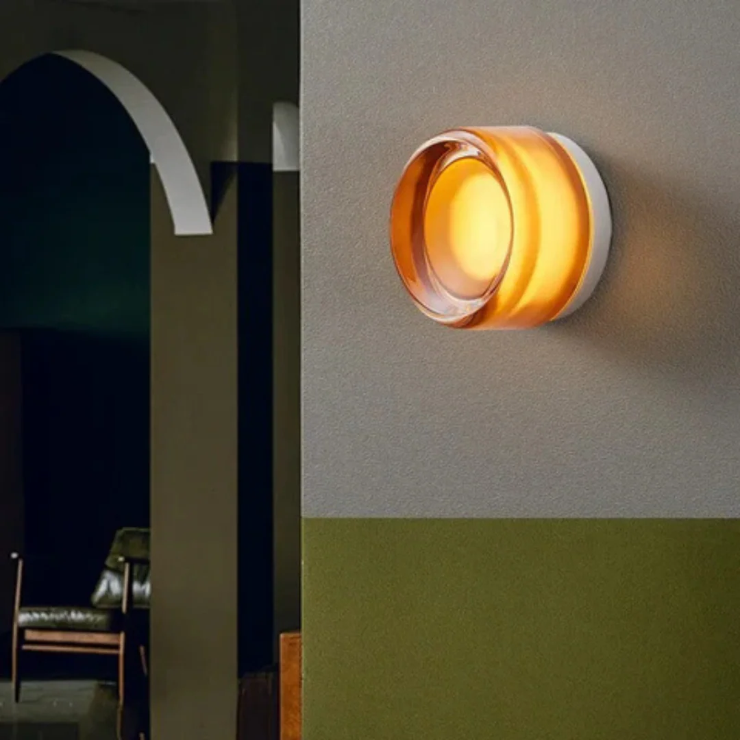 LIGHTS & BRIGHTS | Minimalist Scandinavian Wall Lamp