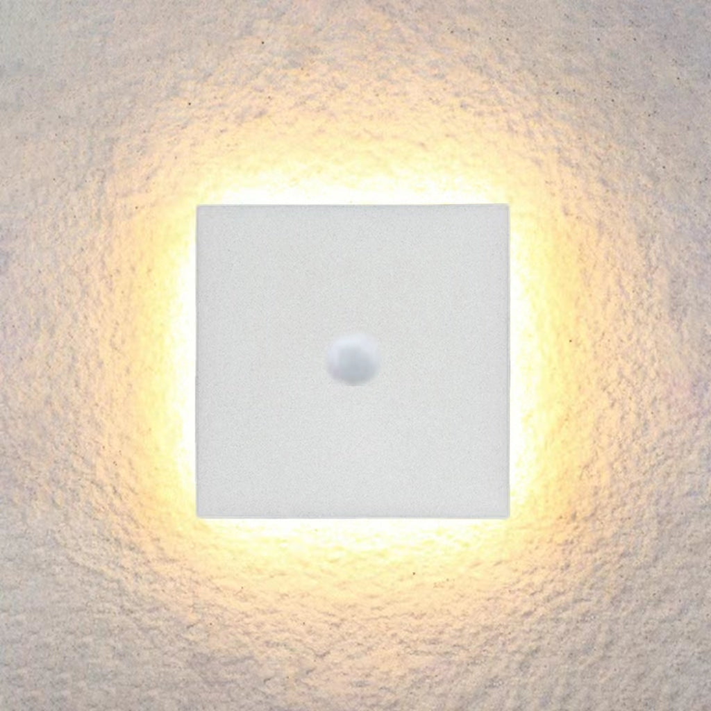 LIGHTS & BRIGHTS | Minimalist Indoor LED Wall Light – Round & Square Design, Black or White